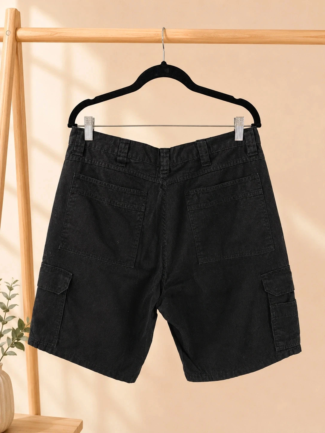 Men's black St. John's Bay cargo shorts - Size W36 / FR 46 – photo 2